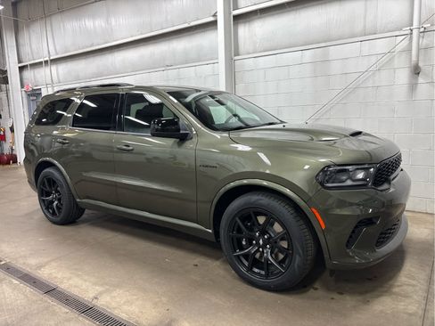 New 2026 Dodge Durango GT image 2