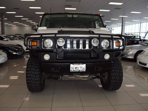 Used 2003 HUMMER H2 w/ Preferred Equipment Group AWD/4WD image 2