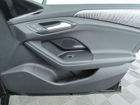 Used 2025 Audi A6 e-tron Premium Plus w/ Premium Plus image 27