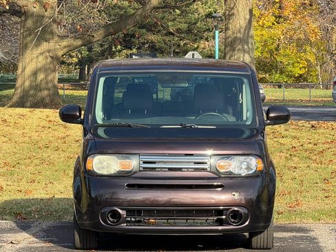 Used 2010 Nissan Cube 1.8 S Krom Edition w/ Interior Designer Pkg FWD image 11