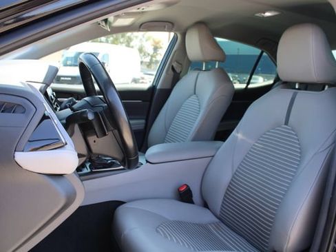 Used 2024 Toyota Camry SE FWD image 30