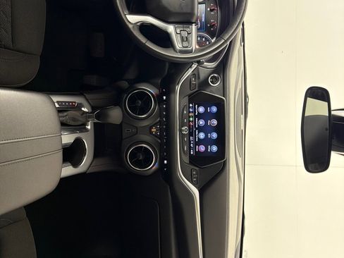 Used 2022 Chevrolet Blazer LT image 25