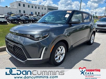 Used 2023 Kia Soul LX w/ LX Technology Package