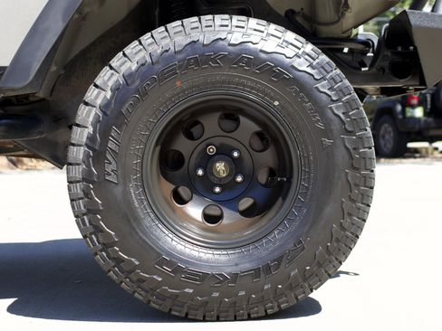Used 2005 Jeep Wrangler X AWD/4WD image 14