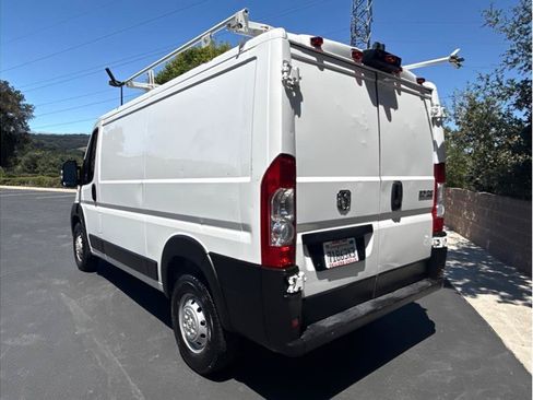Used 2023 RAM ProMaster 2500 FWD image 9