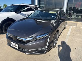 Used 2018 Honda Clarity Touring video 1