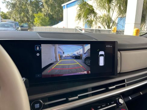 Used 2025 Hyundai Santa Fe SEL image 17