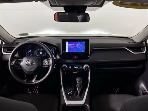 Certified 2025 Toyota RAV4 XLE image 23