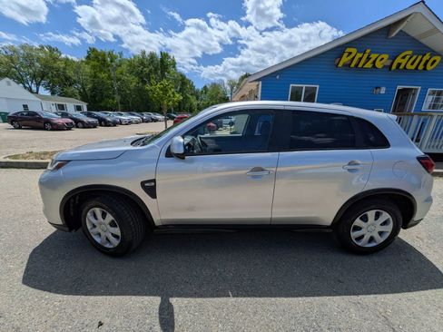 Used 2021 Mitsubishi Outlander Sport LE FWD image 3