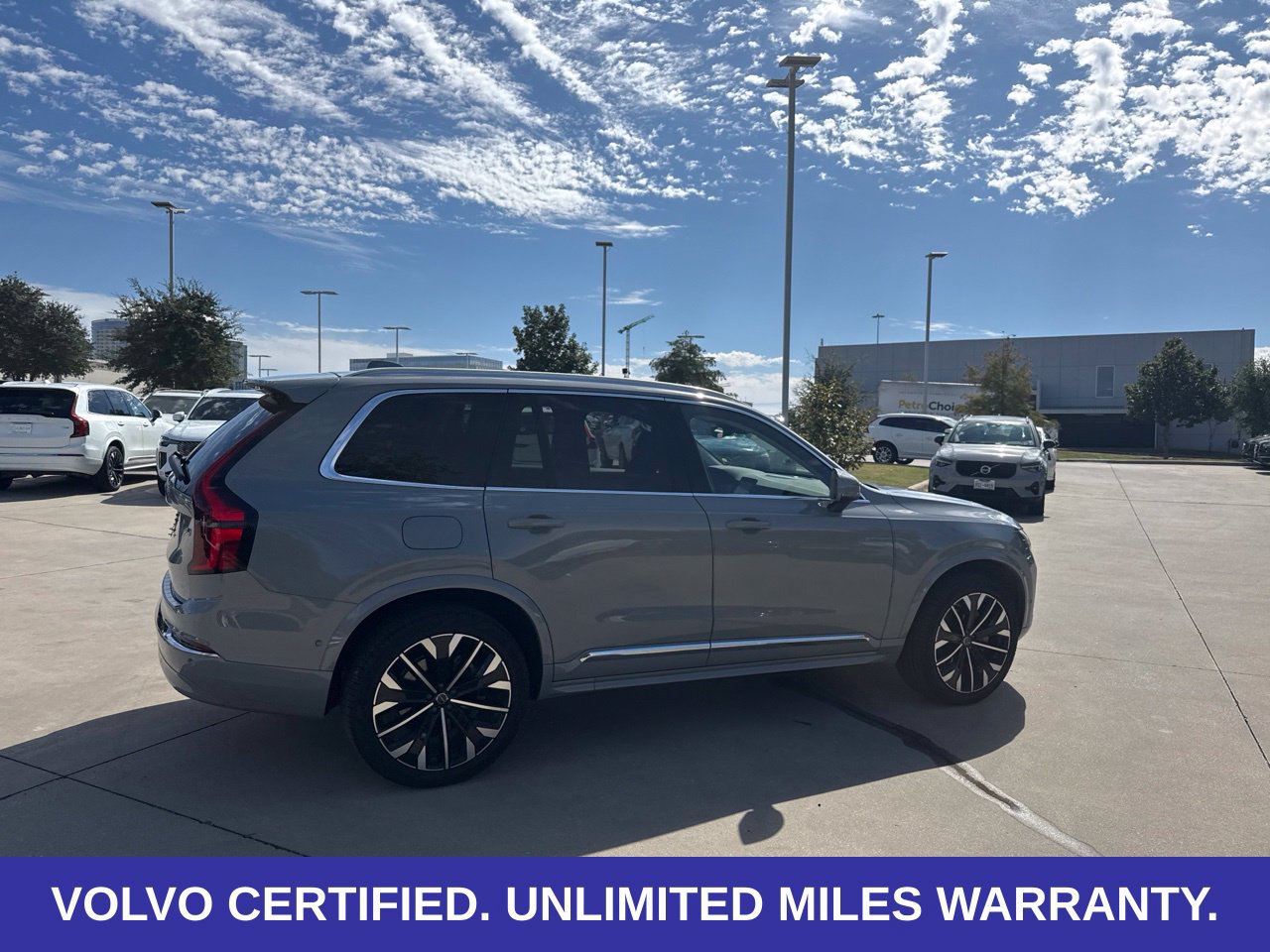 Certified 2026 Volvo XC90 B6 Plus AWD/4WD image 11