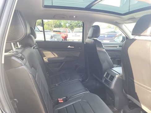 Used 2022 Volkswagen Atlas SEL AWD/4WD image 26