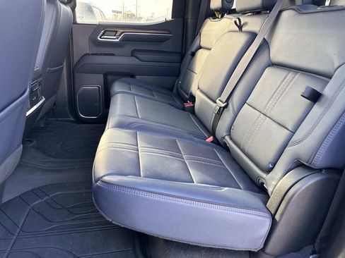 Used 2023 Chevrolet Silverado 1500 High Country w/ High Country Premium Package image 11