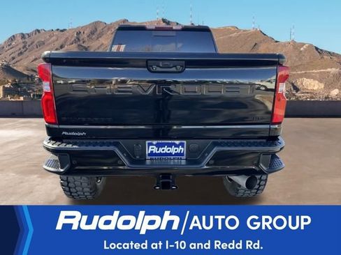 Used 2021 Chevrolet Silverado 2500 LTZ w/ LTZ Plus Package image 4
