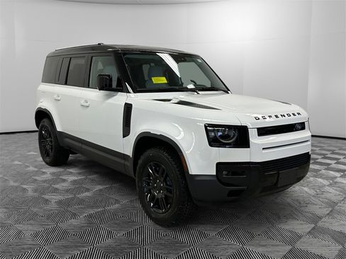 New 2026 Land Rover Defender 110 S image 7