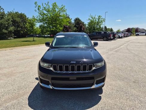 Used 2023 Jeep Grand Cherokee L Limited AWD/4WD image 2