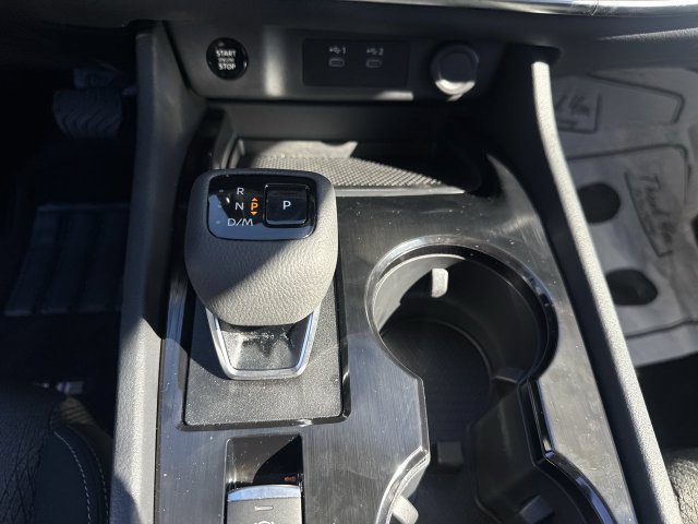 Used 2026 Nissan Rogue SV FWD image 22