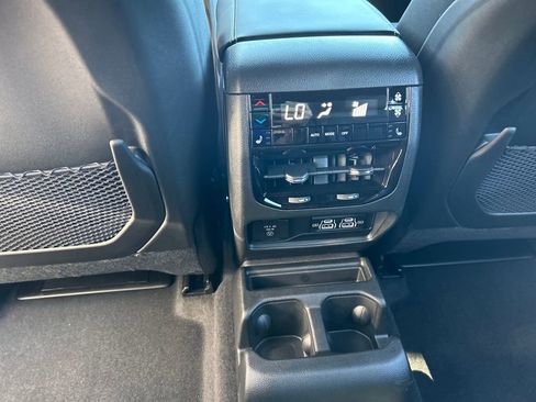 New 2025 Jeep Grand Cherokee L Limited w/ Luxury Tech Group II image 27