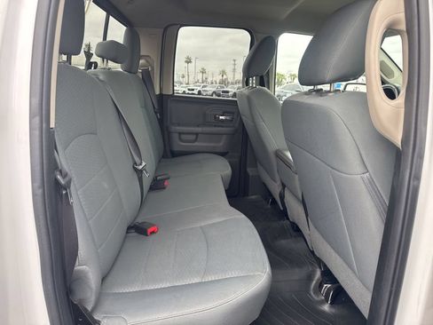 Used 2017 RAM 1500 Classic SLT RWD image 11
