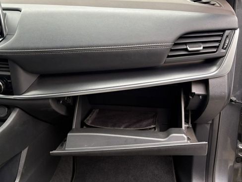 Certified 2023 Nissan Rogue SV image 34