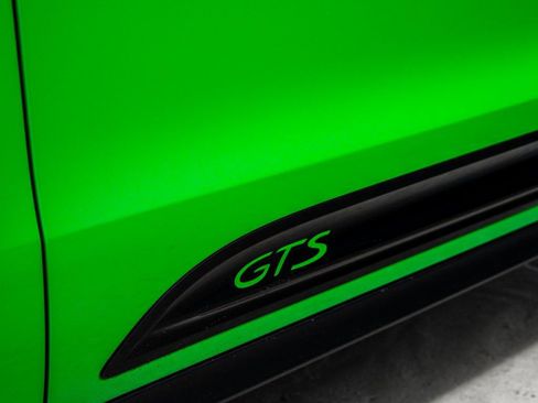 New 2026 Porsche Macan GTS image 14