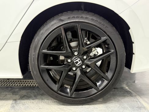 Used 2024 Honda Civic Sport image 27