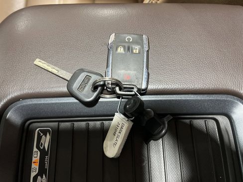 Used 2018 GMC Sierra 2500 Denali w/ Duramax Plus Package image 29