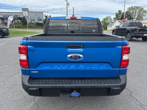 Used 2022 Ford Maverick Lariat w/ Lariat Luxury Package FWD image 4