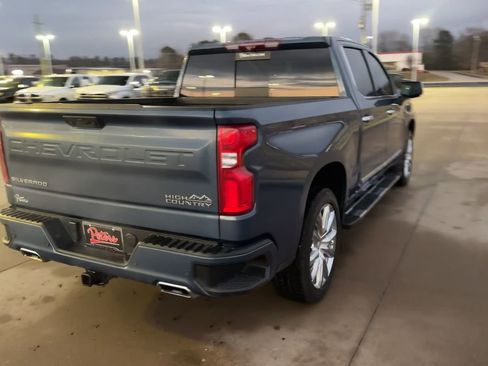 Used 2024 Chevrolet Silverado 1500 High Country w/ Technology Package image 8
