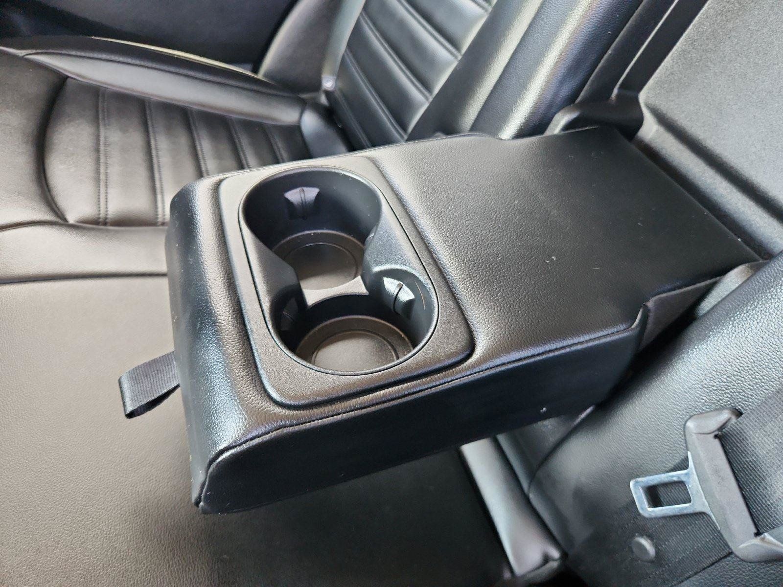 Used 2019 Ford Edge SEL w/ Equipment Group 201A AWD/4WD image 13