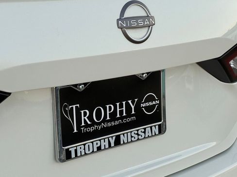 Certified 2024 Nissan Altima 2.5 SV image 8