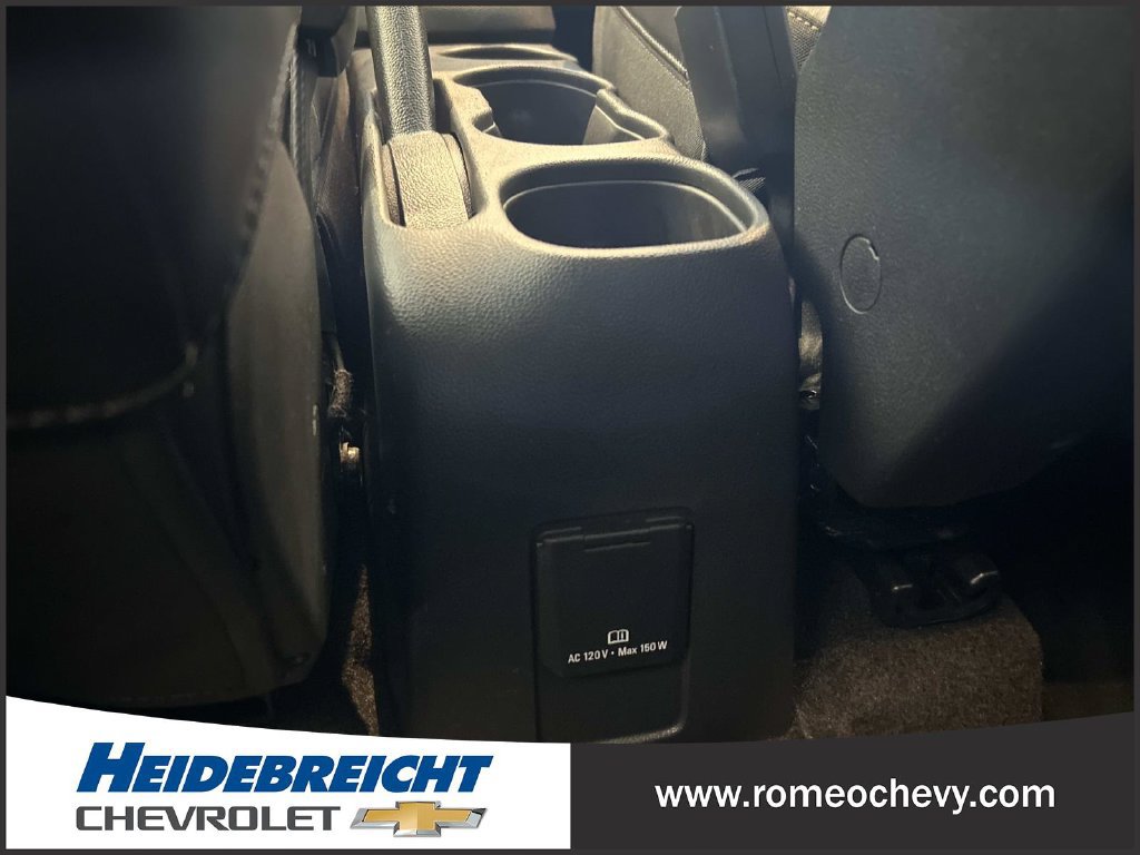 Used 2019 Chevrolet Trax LT w/ LT Convenience Package AWD/4WD image 17