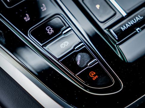 New 2025 Aston Martin DBX 707 image 23