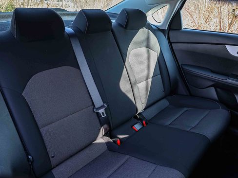 Certified 2024 Kia Forte LXS image 25