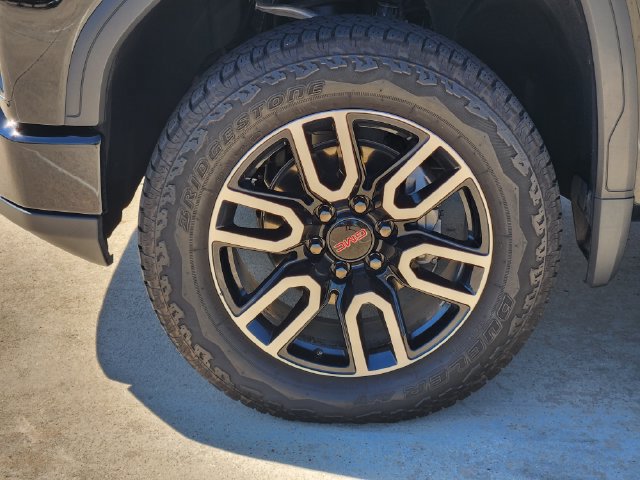 Used 2026 GMC Sierra 1500 AT4 w/ AT4 Premium Package AWD/4WD image 10