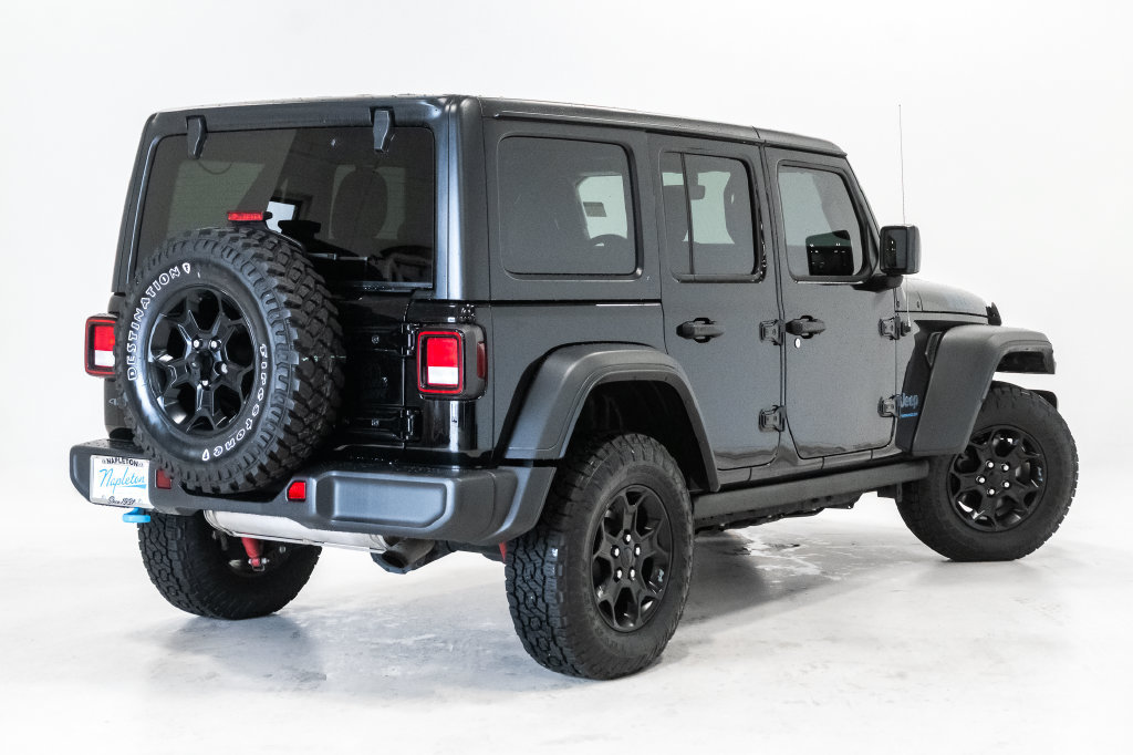 Used 2023 Jeep Wrangler Unlimited w/ 8.4" Radio Group AWD/4WD image 30