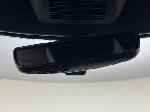 Used 2025 Nissan Pathfinder SL image 29