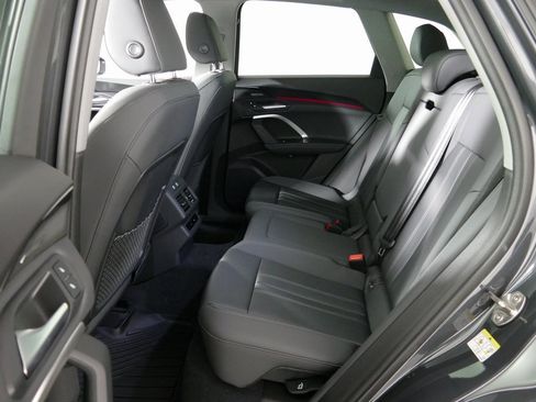 Certified 2025 Audi Q5 Premium Plus w/ Premium Plus image 30