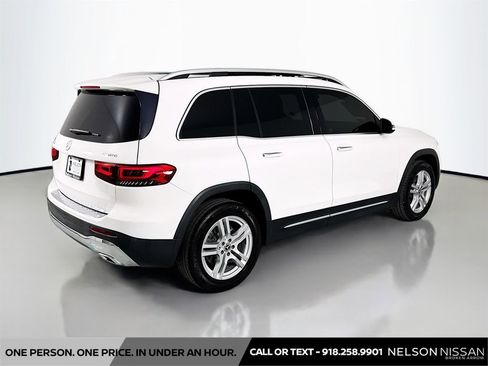 Used 2021 Mercedes-Benz GLB 250 4MATIC image 5