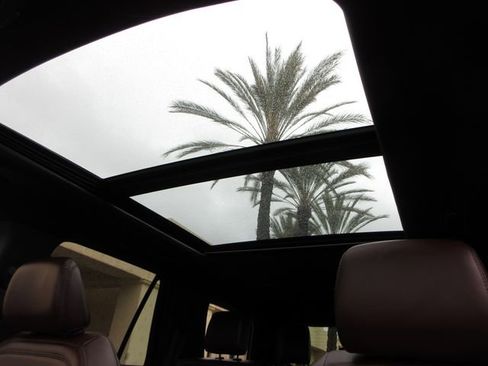 Certified 2022 Ford Expedition Limited image 24