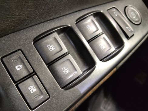 Used 2020 Chevrolet Tahoe LS AWD/4WD image 27