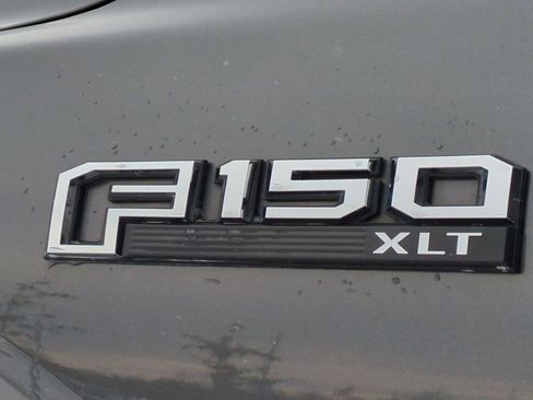 Used 2016 Ford F150 XLT w/ Equipment Group 302A Luxury image 13