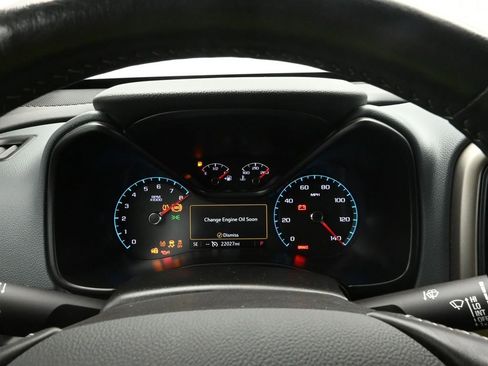 Used 2022 Chevrolet Colorado Z71 image 21