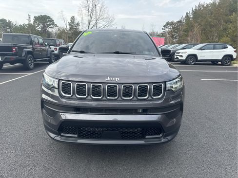 Certified 2024 Jeep Compass Sport AWD/4WD image 4