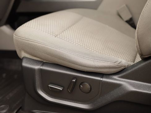 Used 2019 Ford F150 XLT w/ Equipment Group 302A Luxury AWD/4WD image 24