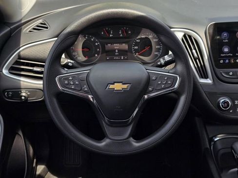 Used 2024 Chevrolet Malibu LT FWD image 15