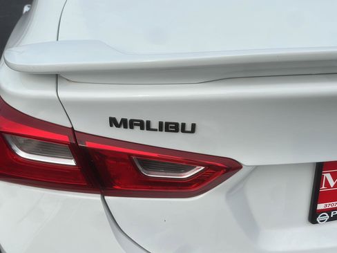 Used 2022 Chevrolet Malibu RS image 6