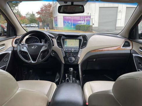 Used 2016 Hyundai Santa Fe Limited w/ Option Group 04 image 24