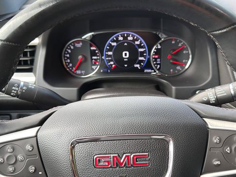 Certified 2023 GMC Acadia SLT w/ Elevation Edition AWD/4WD image 14