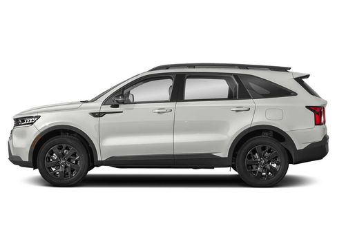Used 2023 Kia Sorento S w/ Panoramic Sunroof Package AWD/4WD image 3
