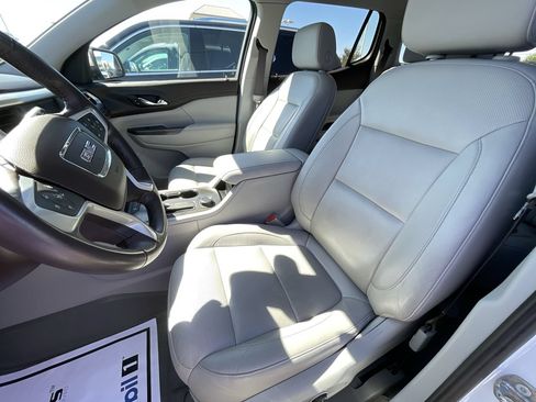 Used 2019 GMC Acadia SLT w/ LPO, Floor Liner Package FWD image 20
